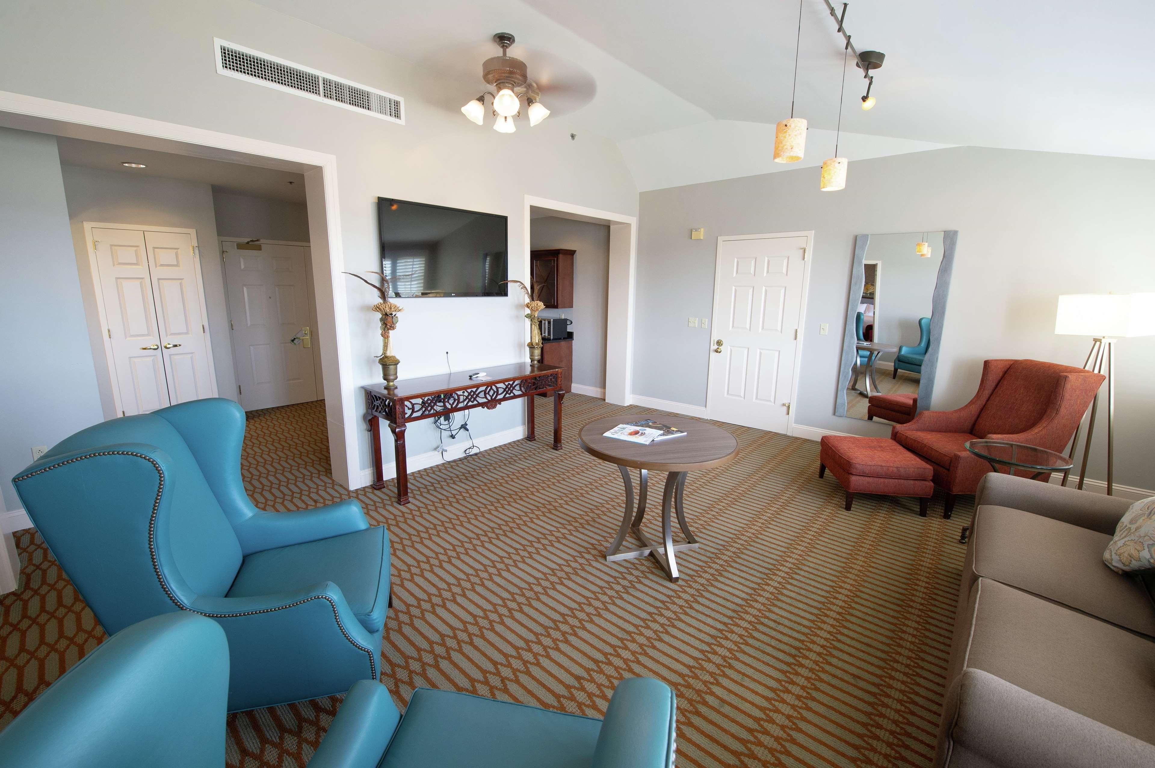 Virginia Crossings Hotel, Tapestry Collection By Hilton Glen Allen Exterior foto